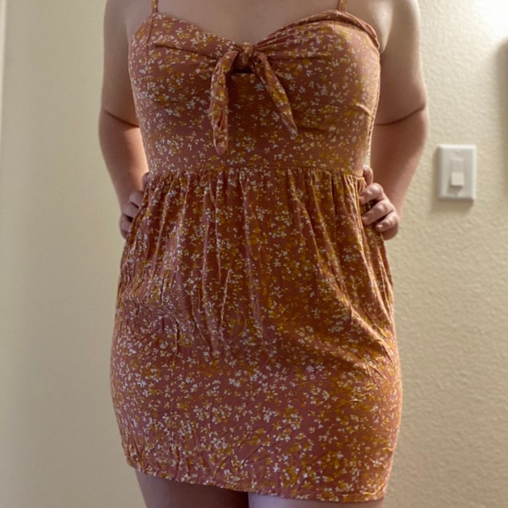 🌸🌼Little Ditzy Pink Floral Cutout Dress🌼🌸